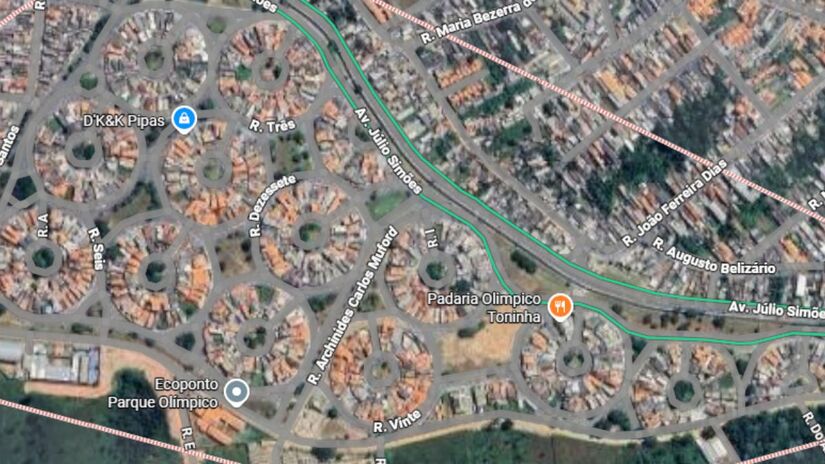 Vista de cima, a disposição das vias em círculos chama atenção e reforça a identidade urbanística da região/Google Maps