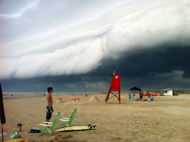 Frente fria passará pelo mar com efeitos no litoral de SP / Pexels
