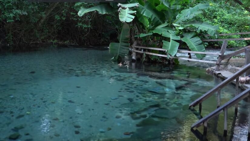 Com apenas 147 metros de curso, ele prova que tamanho não é documento quando o assunto é beleza / Reprodução Youtube/ Boa sorte Viajante