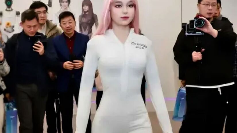 Humanoide de um metro e sessenta e cinco mantém temperatura corporal similar à de uma pessoa/DroidUp