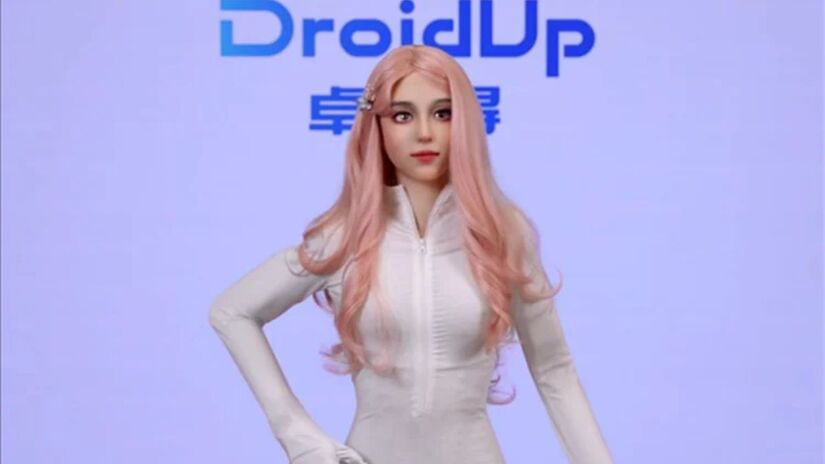 Design modular permite personalizar a aparência da robô sem alterar sua estrutura mecânica/DroidUp