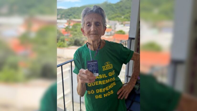 Dona Maria Wostehoff tinha como sonho trabalhar na Havan e viralizou na internet ao ter um v&iacute;deo seu falando isso, ser divulgado (Divulga&ccedil;&atilde;o)