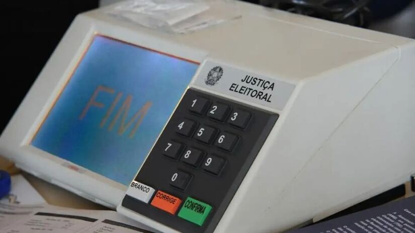 Mesmo com mais de 93% do eleitorado com biometria em cidades como Cubatão e Mongaguá, a abstenção superou 17%/Elza Fiúza/Agência Brasil