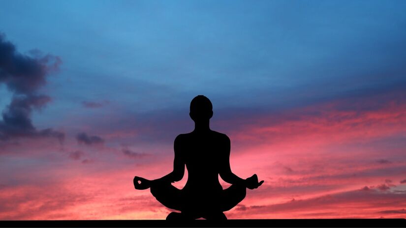 'Eu mereço viver uma vida abundante': Elimina a culpa e o sentimento de não-merecimento.
Freepik
