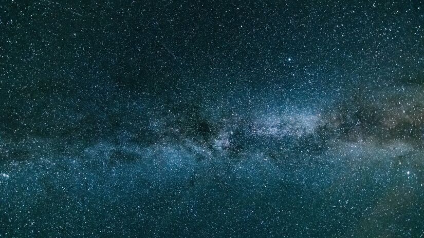 Nosso Sistema Solar é apenas um pequeno ponto perdido na imensidão da Via Láctea / Pixabay