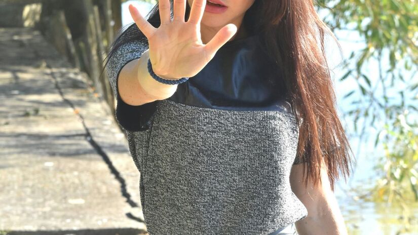 Casos de feminicídio seguem preocupando autoridades em São Paulo: em janeiro de 2026, o estado registrou 27 ocorrências, cinco a mais do que no mesmo período de 2025. Unsplash/Daniele La Rosa Messina