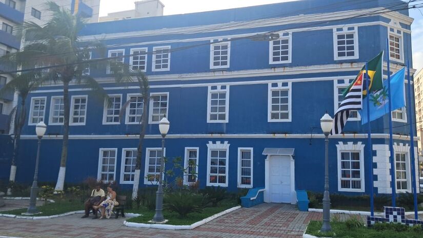 Hoje, o casarão na Avenida Getúlio Vargas é a sede da Prefeitura e segue firme como símbolo da urbanização da cidade/Márcio Ribeiro 