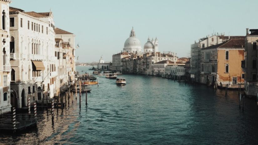 Apesar do veredito desfavorável, a especialista Gabriela Rotunno alerta: o debate jurídico ainda não terminou/Freepik