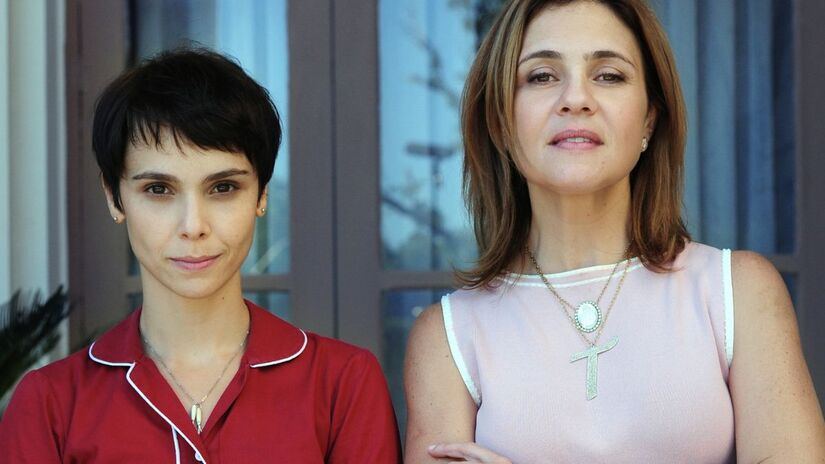 Nina ( Debora Falabella ) e Carminha ( Adriana Esteves )/Globo