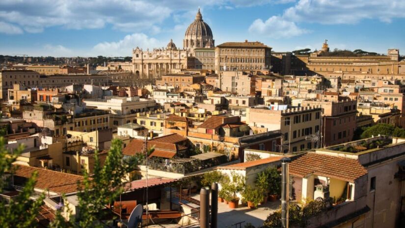 Bisnetos e trinetos de italianos, que cresceram ouvindo histórias da "bota", enfrentam a realidade de um sonho italiano cada vez mais distante/Freepik