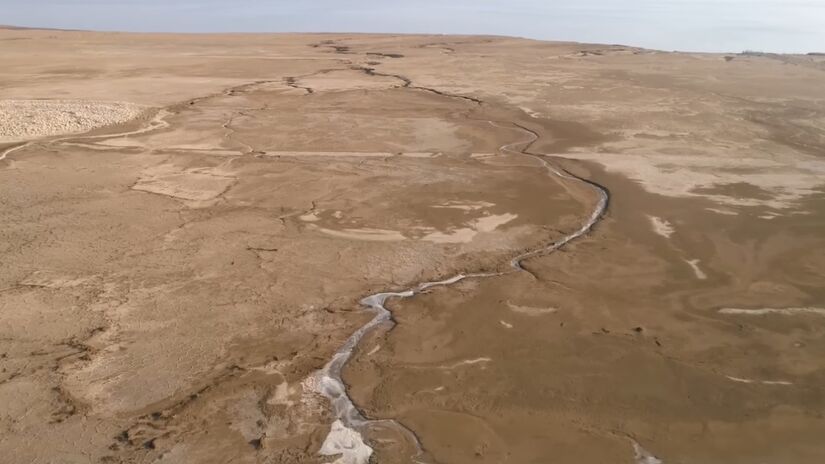 O Vale do Rift se estende por aproximadamente 3 mil quil&ocirc;metros, da Som&aacute;lia ao Zimb&aacute;bue / Reprodu&ccedil;&atilde;o/Youtube