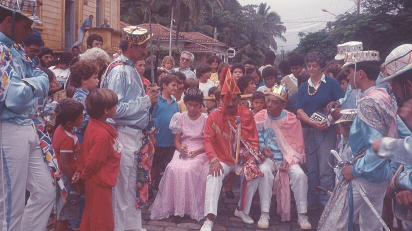 Acervo de Iracema França reúne mais de cinco mil fotografias sobre cultura caiçara /Reprodução