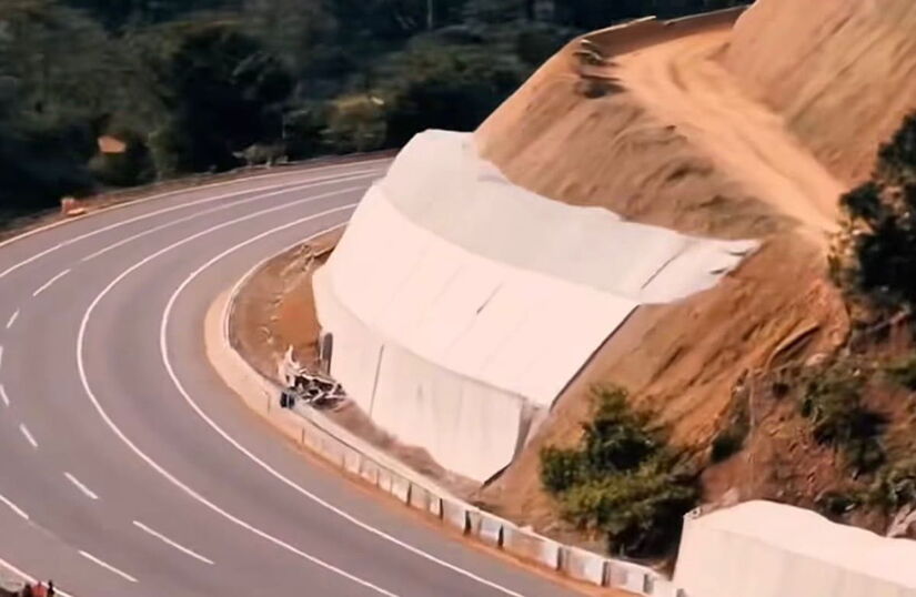 A duplicação atende a uma demanda de décadas. Hoje, o trajeto entre as duas cidades pode levar horas em feriados prolongados Reprodução/Redes sociais