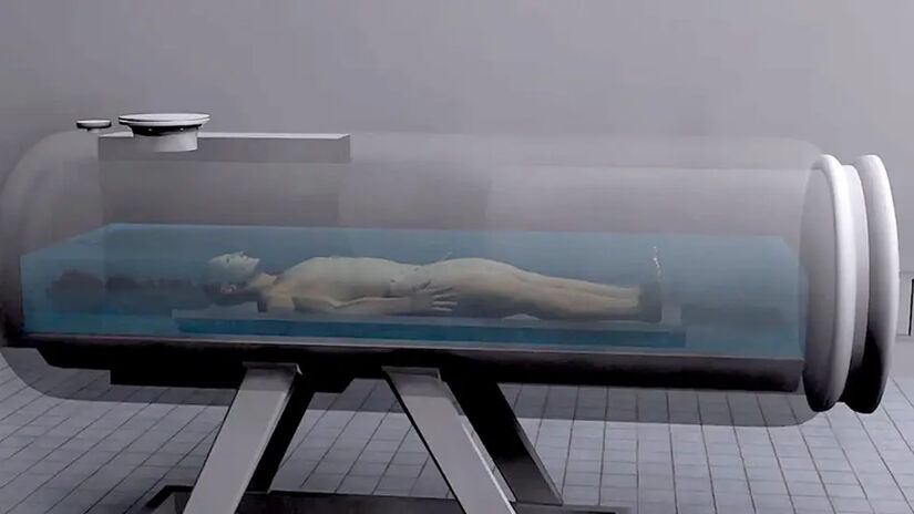 Durante a aquamação, os tecidos do corpo se dissolvem no líquido presente no equipamento / Wikimedia Commons