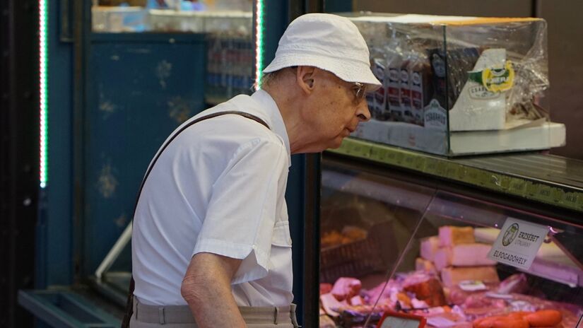 Entre liberdade e silêncio, muitos homens descobrem que a aposentadoria também exige adaptação / Pixabay