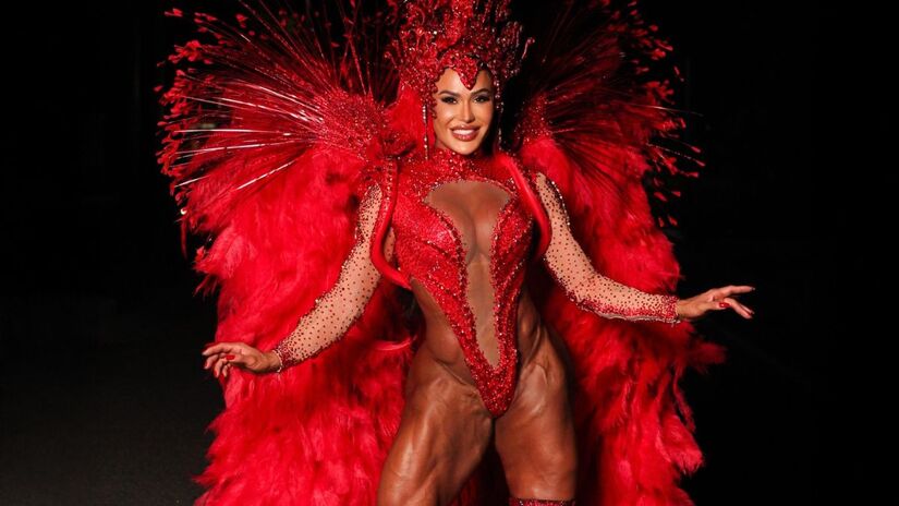 Gracyanne Barbosa já foi rainha de bateria em escolas tradicionais do Carnaval do Rio de Janeiro/Instagram