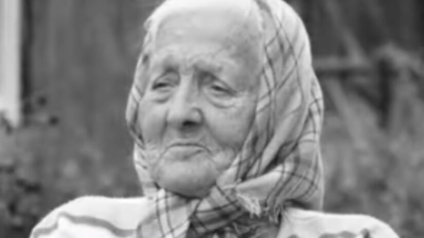 A vidente búlgara, Baba Vanga, perdeu a visão ainda na infância e se tornou conhecida no Leste Europeu por previsões atribuídas a eventos de grande impacto global. Captura de tela/YouTube/FatosCuriosos1105