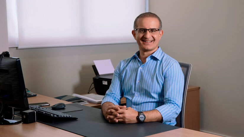 Martinho Polilo, superintentende do Litoral Plaza. S&atilde;o 26 anos de experi&ecirc;ncia no segmento de shopping centers, sendo 14 anos de Litoral Plaza.