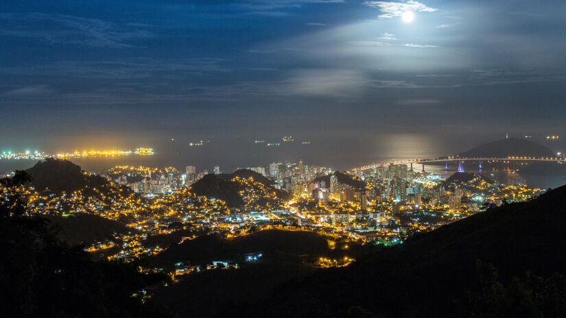 O Parque da Fonte Grande também se destaca por trilhas ecológicas que levam a mirantes / Wikimedia Commons/Danilo da Castro
