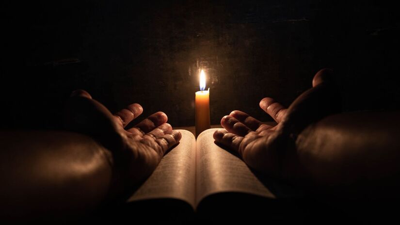 Athos Salomé afirma que revelações sobre vida extraterrestre podem impactar religiões/Freepik