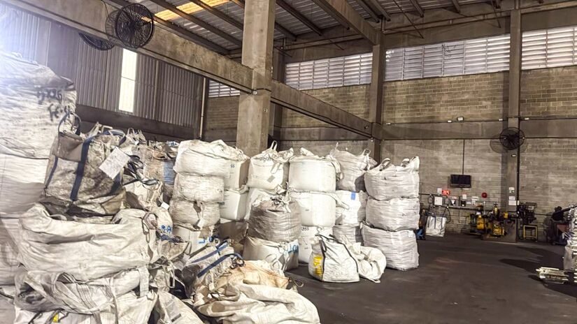 As investigações começaram após a identificação de uma fraude na exportação de cargas de tungstênio / Divulgação