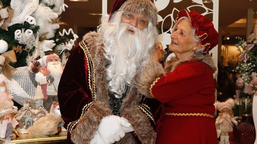 A esposa Clemilce Hermida de Mesquita participava das apresentações como Mamãe Noel /Reprodução/O Diário