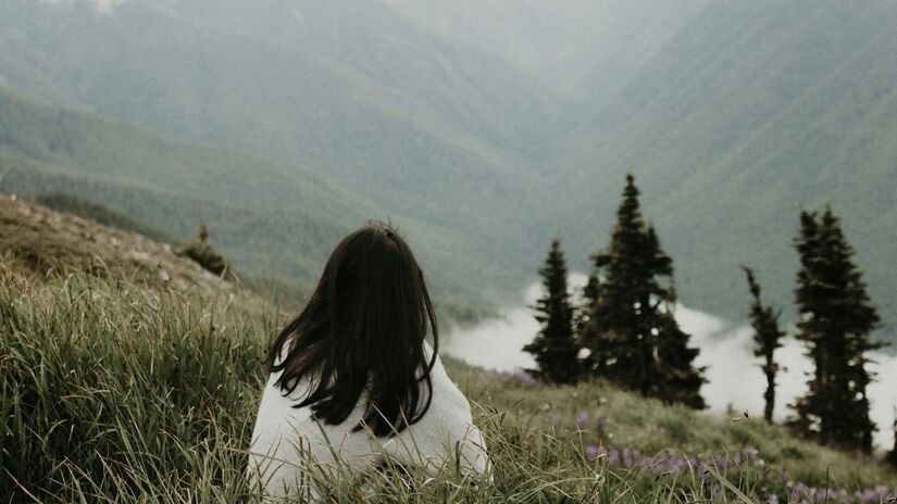 Introvertidos tendem a atingir mais rápido o limite de estímulos sociais /Pexels