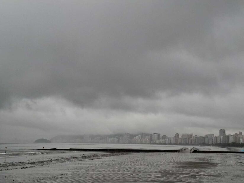 Nair Bueno - Di&aacute;rio do Litoral