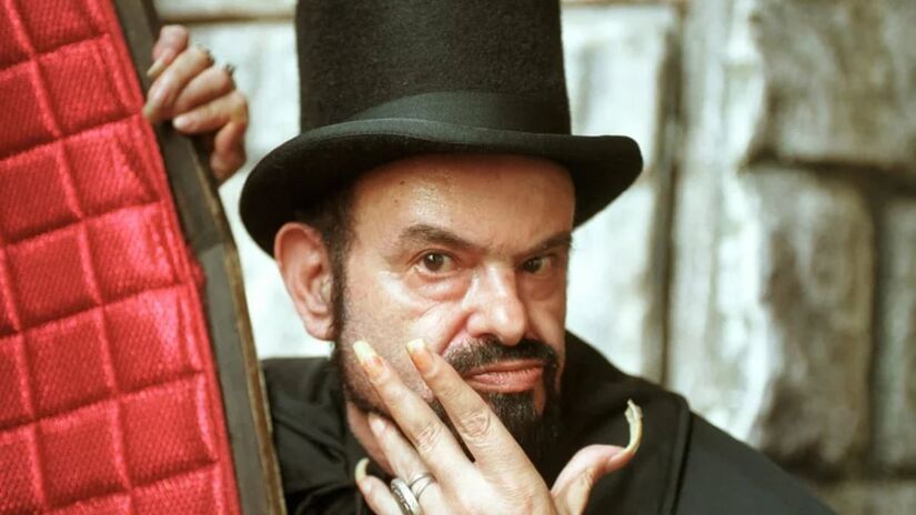 Cemitério São Paulo recebe visita guiada especial em homenagem aos 90 anos de José Mojica Marins/Reprodução