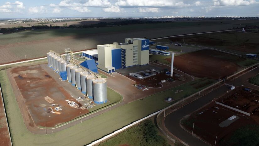 A indústria da J. Macêdo foi a primeira a se instalar na nova Cidade Industrial de Londrina (Ricardo Ribeiro/AEN)