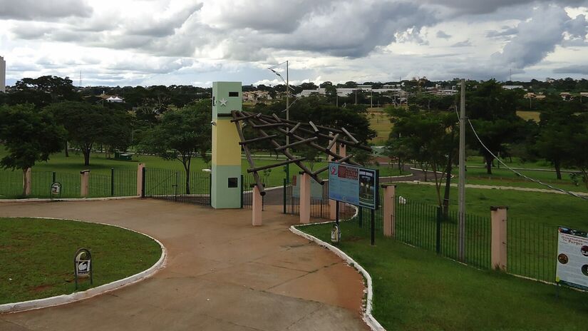 O Museu da Cultura Indígena é uma oca terena construída por artesãos da etnia, sendo um acervo vivo sobre os povos do MS / Reprodução / Rodrigo Santos / Wikimedia Commons