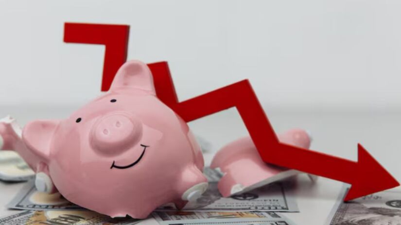 2. Tenha total clareza sobre a dívida:

Informe-se sobre valores, prazos, juros e possíveis encargos. Ao formalizar o crédito em seu nome, toda a responsabilidade passa a ser sua, em caso de inadimplência/Freepik