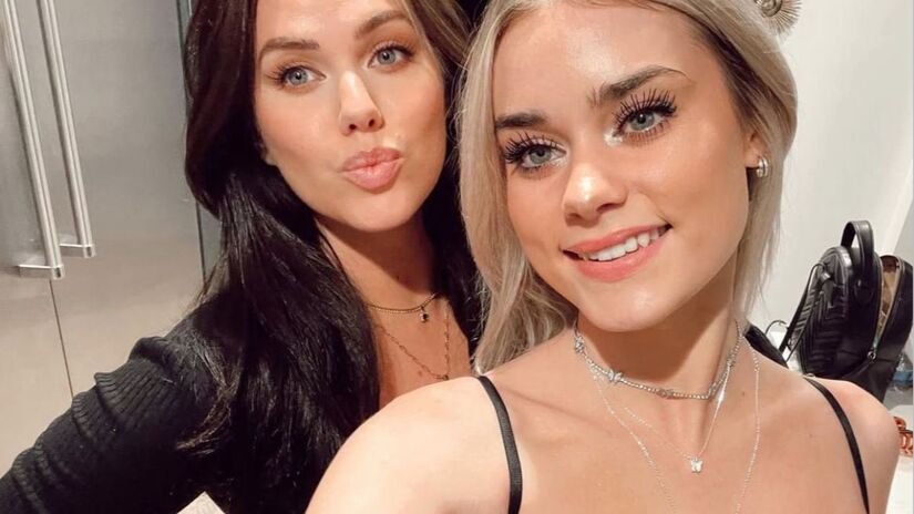 Mãe aos 17, avó aos 39. Brittany e Makenzie são confundidas com irmãs gêmeas e viralizam na web/Redes Sociais 