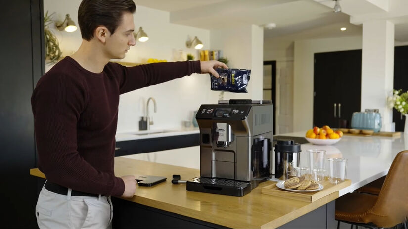 A transição para as máquinas bean-to-cup revela uma maturidade no consumo / Reprodução/Youtube