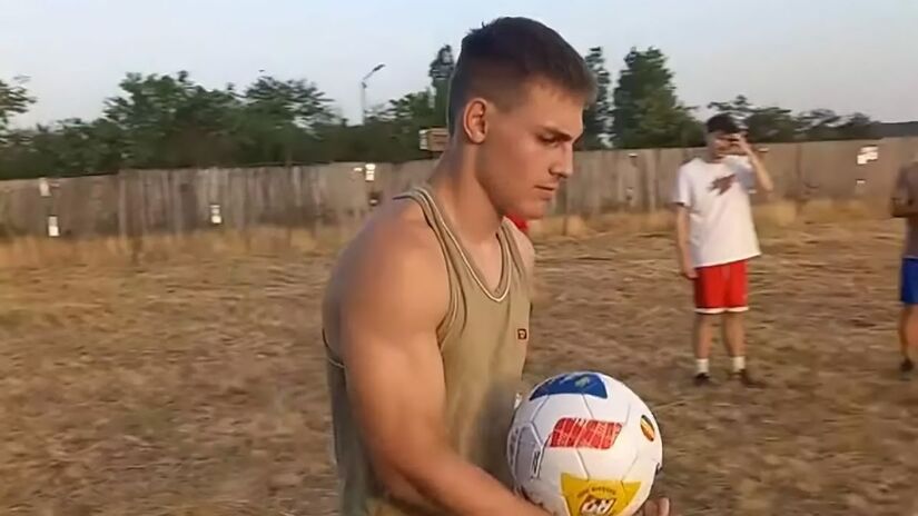 Atualmente, o italiano compartilha em suas redes sociais sua rotina de treinos, recordações de conquistas do passado e conteúdos sobre esportes (YouTube/Reprodução)