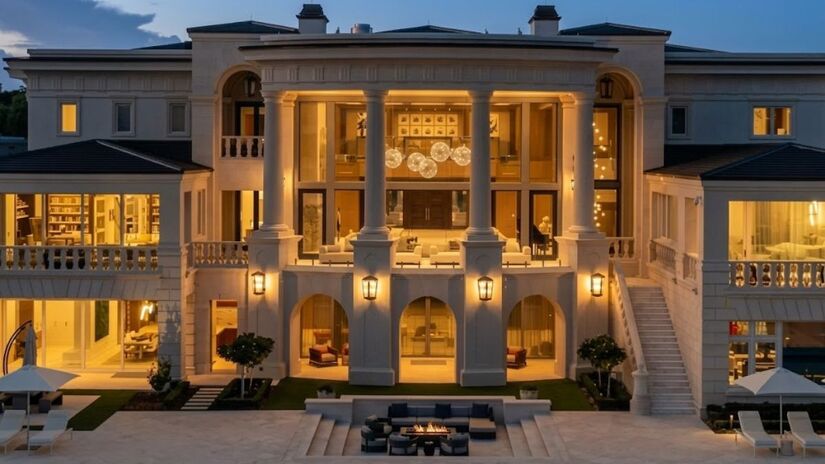 Mansão em Orlando tem 3,5 mil m² de área construída e estrutura esportiva completa /Reprodução