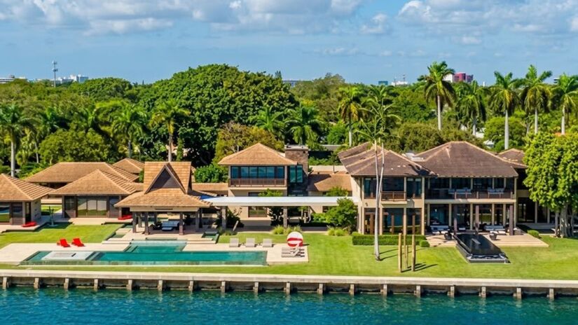 Vista aérea da mansão do ex-banqueiro Daniel Vorcaro em Miami, nos Estados Unidos/Reprodução