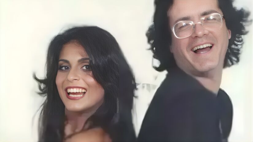 Além disso, ele foi peça fundamental na produção de hits que a transformaram em uma estrela nacional. Entre os sucessos estão clássicos como 'Conga Conga Conga' (Reprodução)