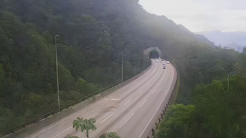 Segundo a própria Ecovias, os demais trechos não estão com trânsito e boas condições de viagem (Ecovias/Reprodução)