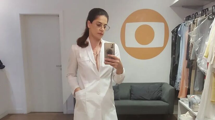 Após carreira em novelas e séries, Tarciana Saad decidiu deixar a televisão e passou a atuar como médica veterinária /Reprodução