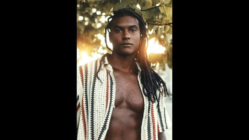 A viralização, que para muitos poderia ser um problema profissional, acabou funcionando como um trampolim para o mercado publicitário