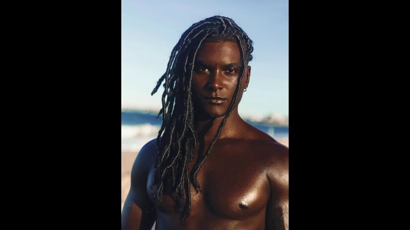 Apesar do tom descontraído dos fãs, o motivo real da demissão ainda gera discussões nos bastidores digitais