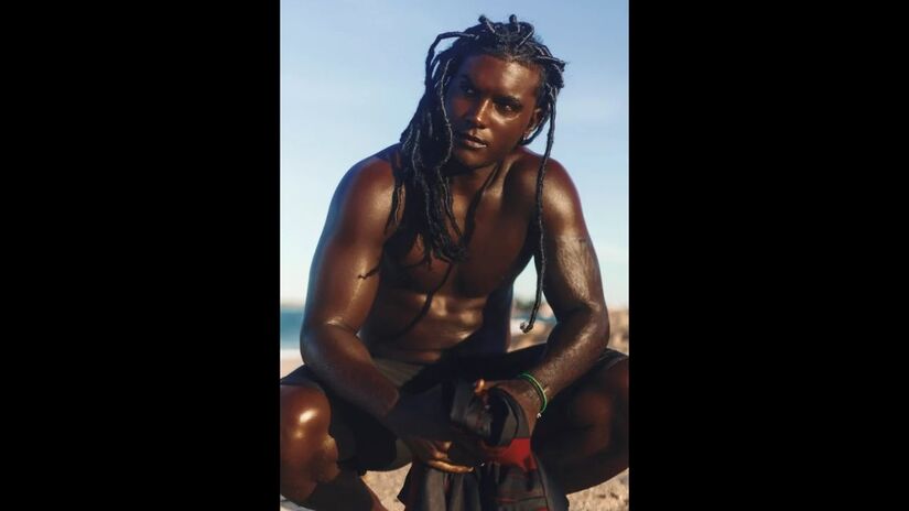 Lucas participou de um ensaio fotográfico profissional realizado por Ruan Walker, em Rio das Ostras (RJ)