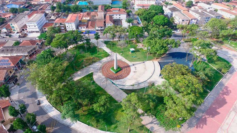 O espaço abriga rios, trilhas e vegetação nativa, sendo ideal para caminhadas e contemplação, além de desempenhar papel importante na preservação da biodiversidade e na educação ambiental. Renan Lousada/DL