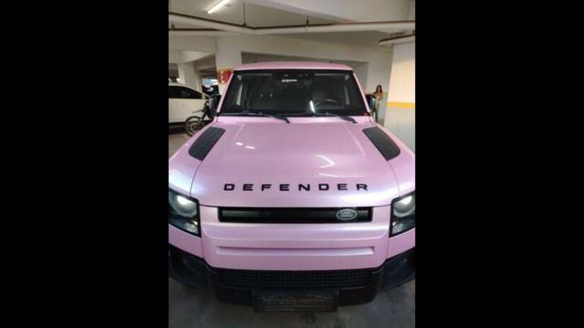 Veículo na cor rosa é preso pela PM / Divulgação Polícia Federal