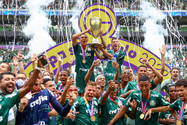 Palmeiras vence o Santos e conquista o Campeonato Paulista feminino após 21  anos - GRU Diário