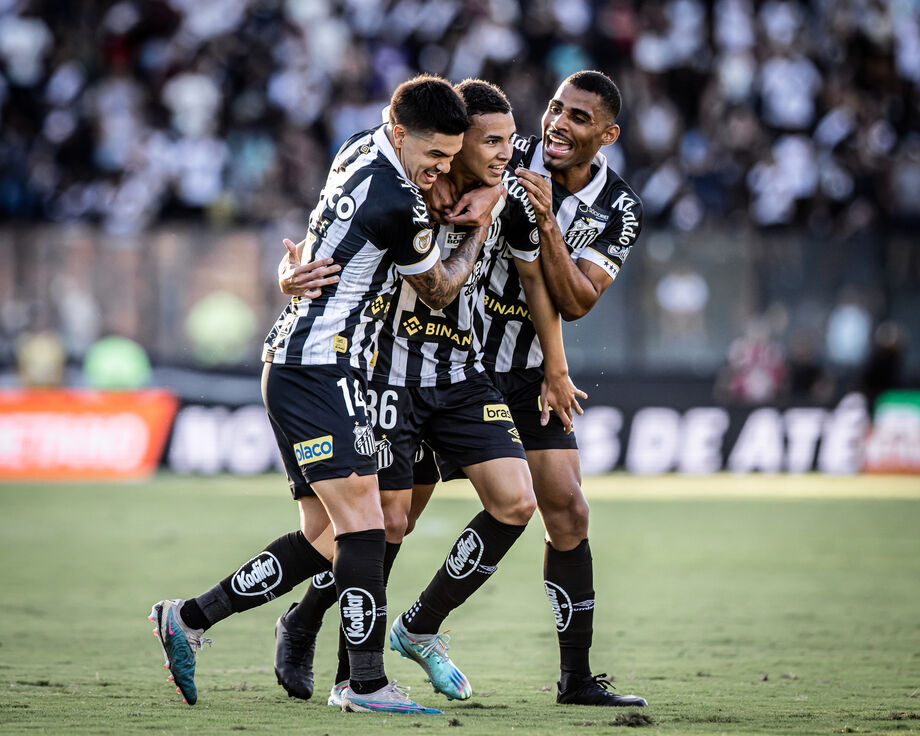 Entenda por que jogo entre Santos e Vasco é fundamental para os