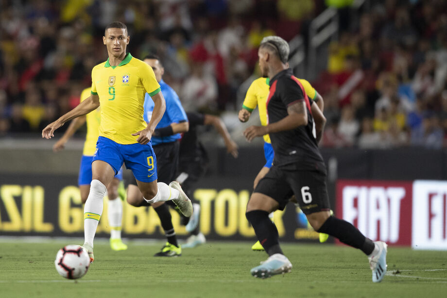 Brasil estreia em casa contra Bolívia nas Eliminatórias da Copa do Mundo de  2022