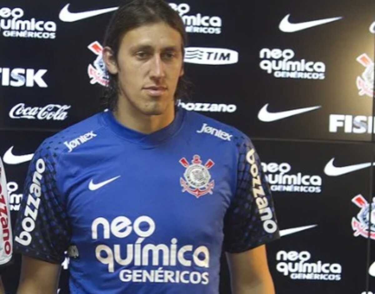 O melhor goleiro do Corinthians 2023, ao seu lado está Cássio nessa fo