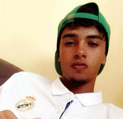 Matheus da Souza Silva Nascimento, de 17 anos, voltava do trabalho com o padrasto quando foi atingido, sendo arremessado por 13 metros (Imagem: Reprodução)